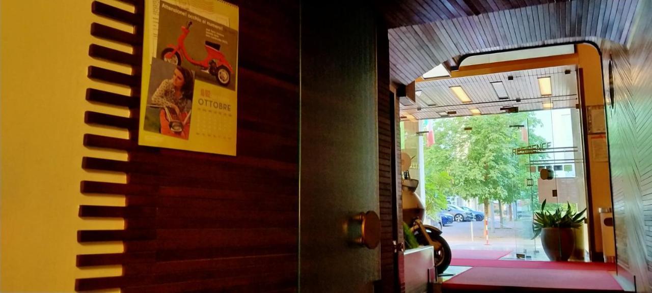 Albergo Residence Italia Vintage Hotel Pordenone Luaran gambar